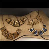 Modèle de collier en cuir décontracté