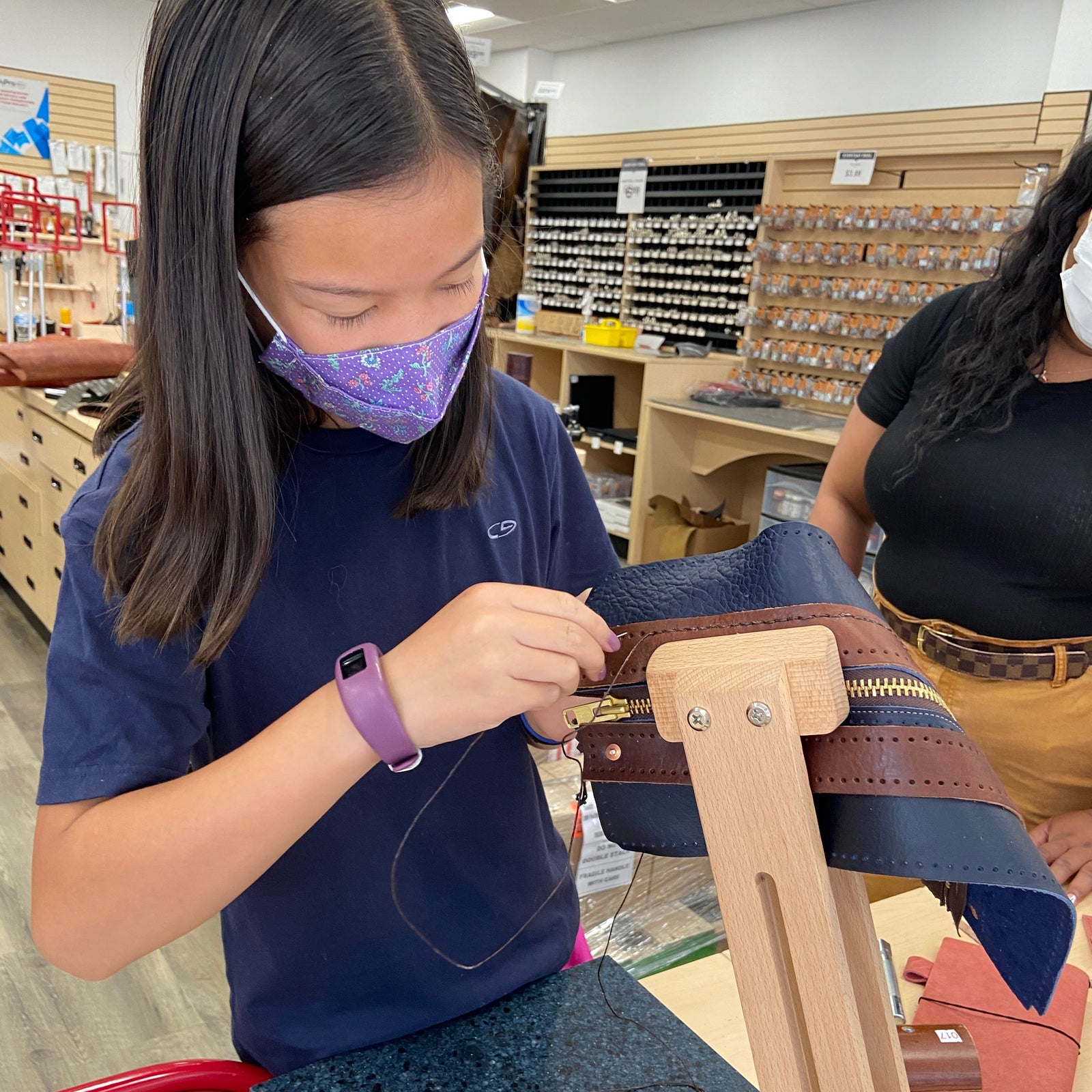 How to Start and End Hand-Sewing Lines in Leather