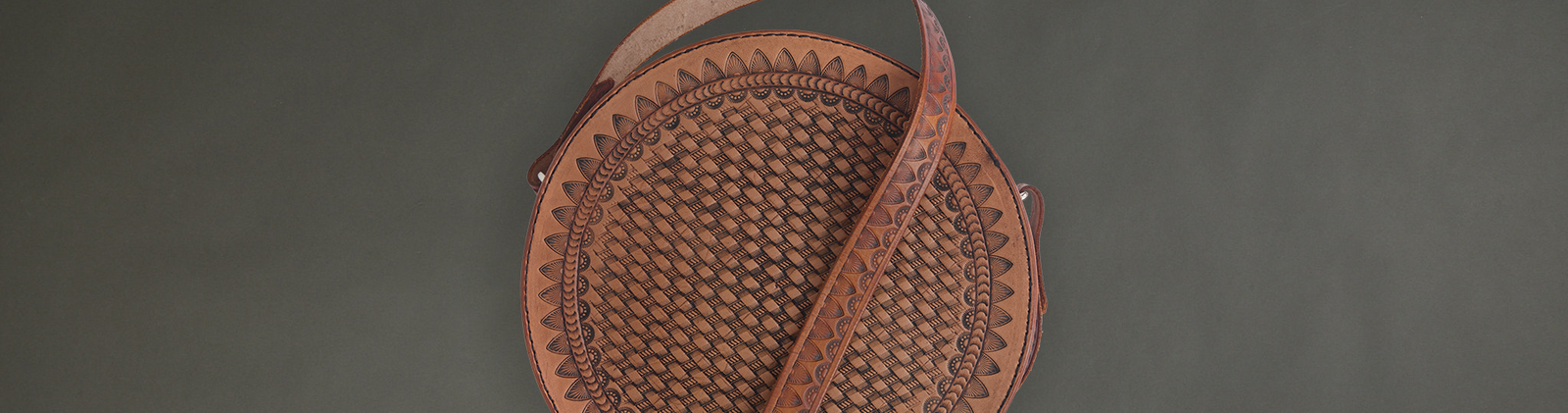 Idea de regalo: Kit bandolera circular Remix de BL Leatherworks