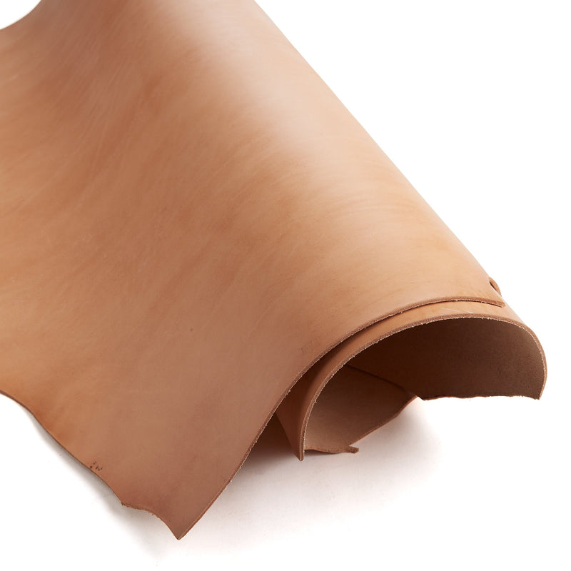 Economy Veg-Tan Trimmed Double Shoulder