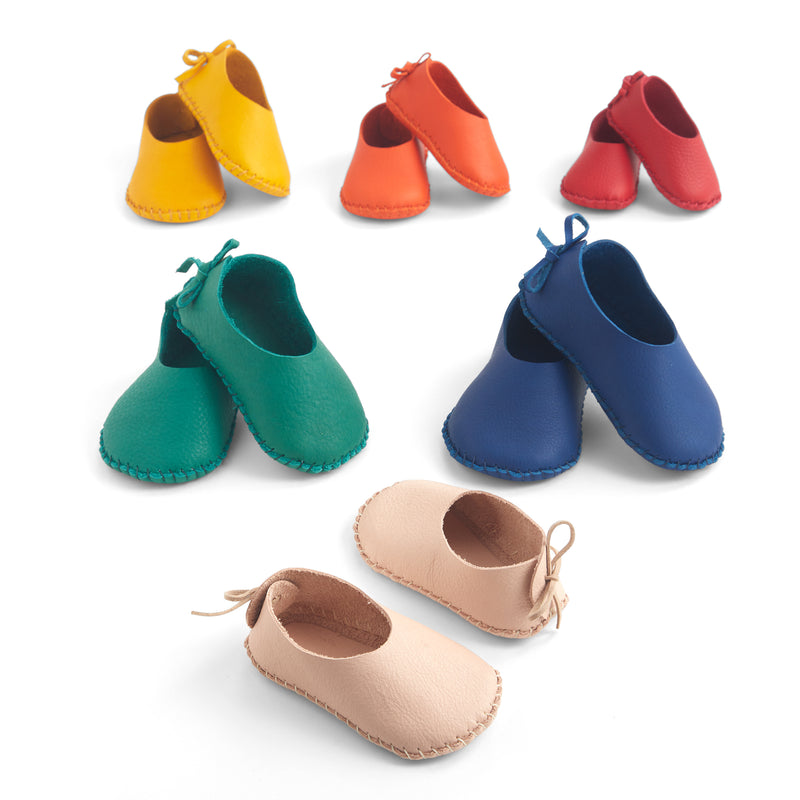 Patron en papier de chaussons de bébé