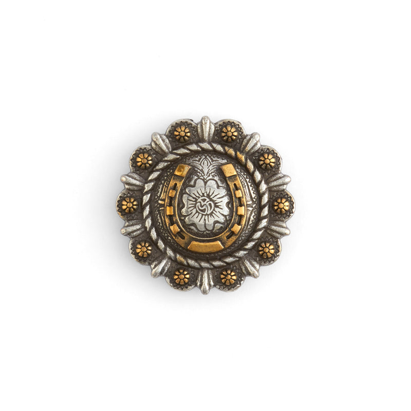 Conchos ronds aux baies cordées avec motif central