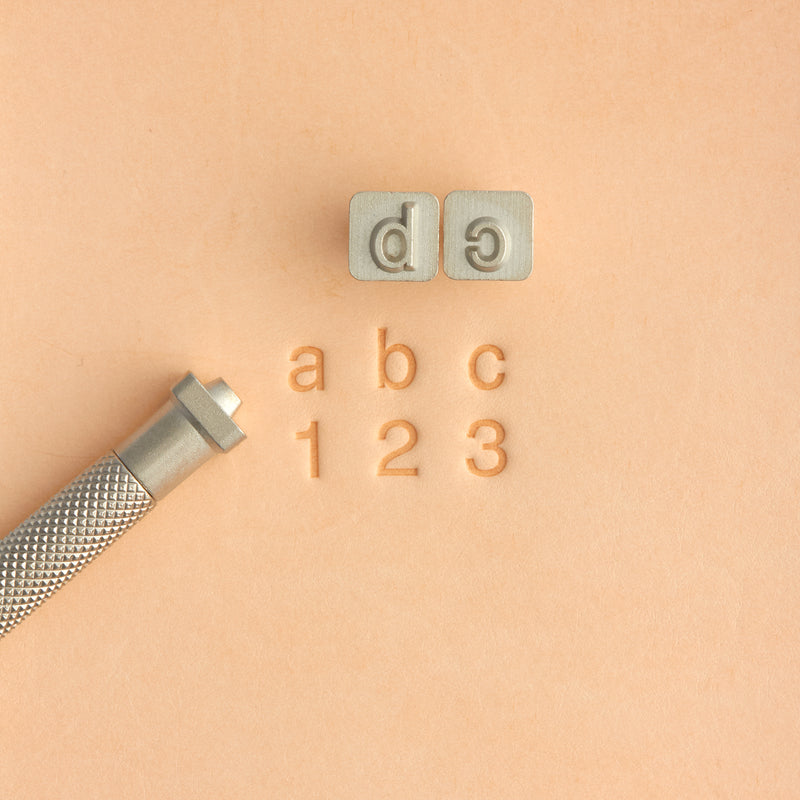 Jeu de matrices alphabet sans sérif étroites Craftool®