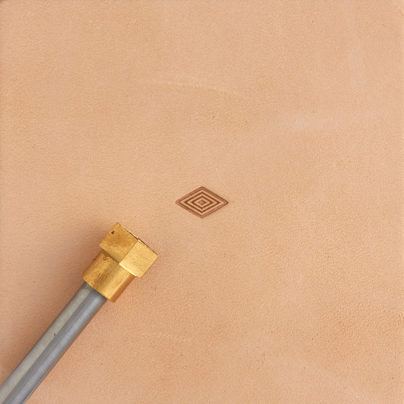 Timbre en laiton diamant imbriqué